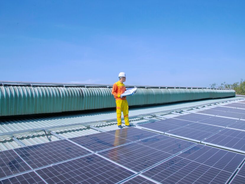 Profile pod panele fotowoltaiczne w systemach konstrukcyjnych